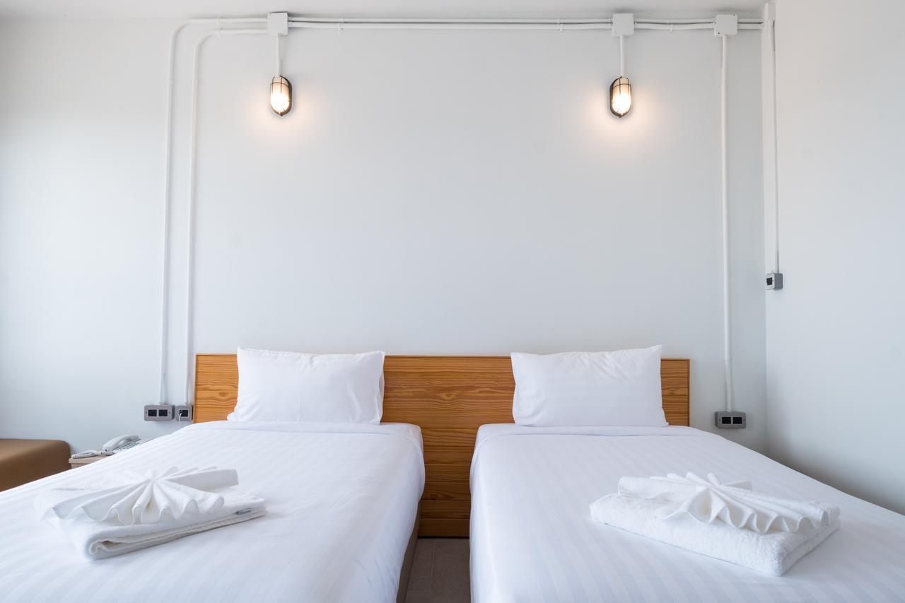 S.22 Hotel Suratthani Surat Thani Exterior foto